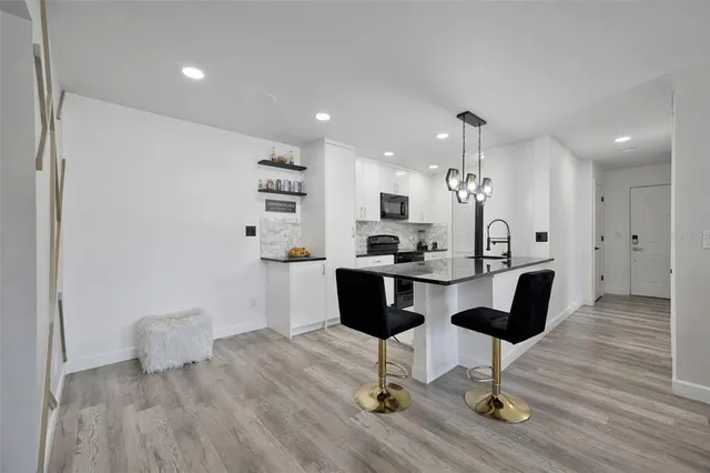 $210,000 | 6142 Westgate Drive, Unit 204, Orlando, FL 32835