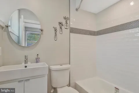 $1,100,000 | 3801 Cedar Croft Place, Brentwood, MD 20722