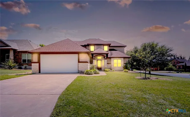 a view of a front door of the house
