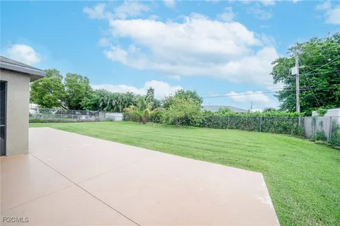 a view of a golf course with a garden