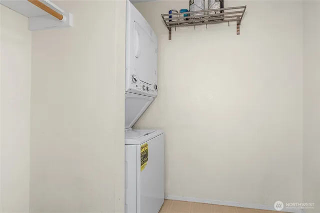 $448,000 | 1400 Northwest 60th Street, Unit 202, Seattle, WA 98107