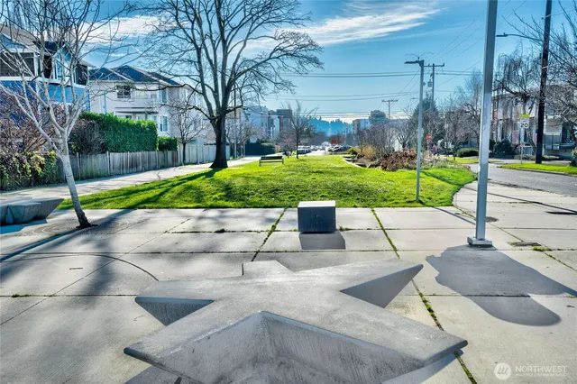 $448,000 | 1400 Northwest 60th Street, Unit 202, Seattle, WA 98107