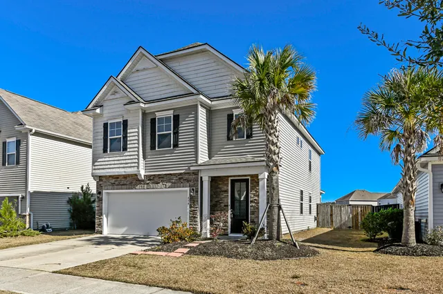 $2,400 | 454 Zenith Boulevard, Summerville, SC 29486