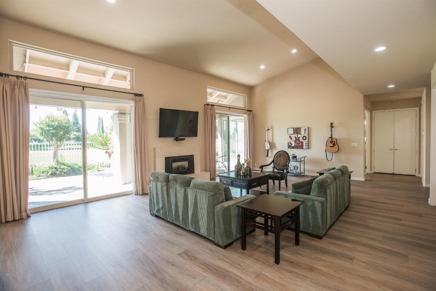 9512 Golf Course Lane Elk Grove, CA 95758 - Photo 21 of 71