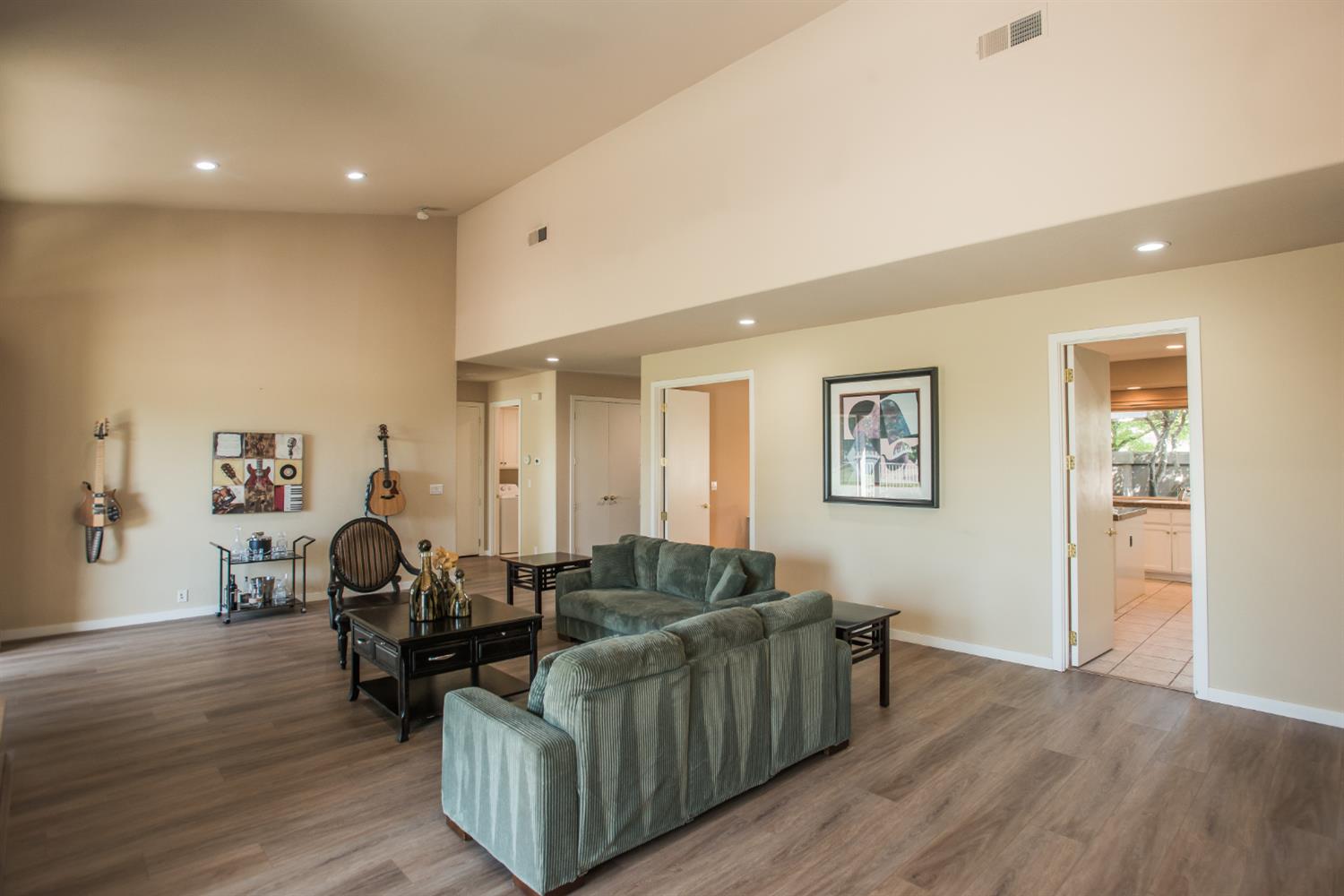 9512 Golf Course Lane Elk Grove, CA 95758 - Photo 23 of 71