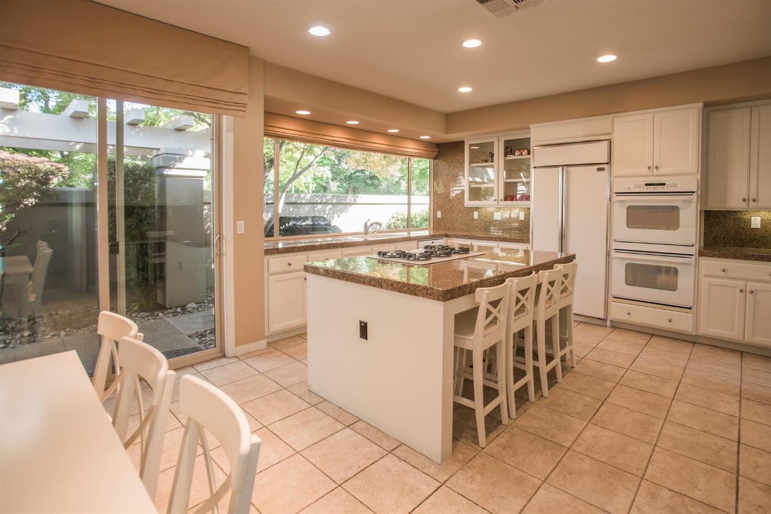 9512 Golf Course Lane Elk Grove, CA 95758 - Photo 28 of 71