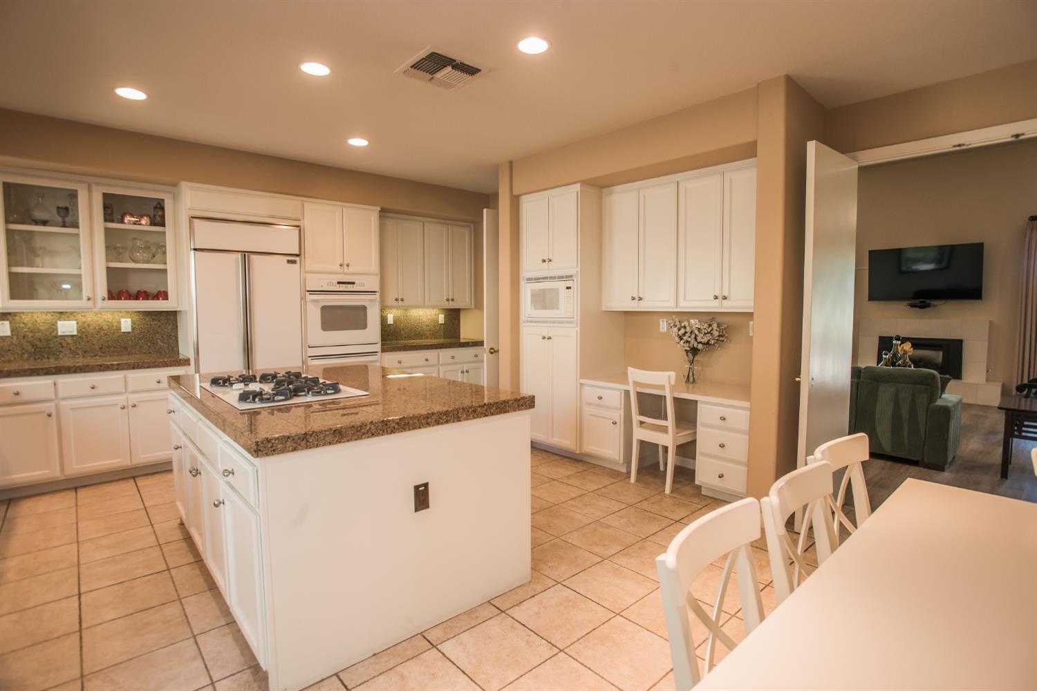 9512 Golf Course Lane Elk Grove, CA 95758 - Photo 29 of 71