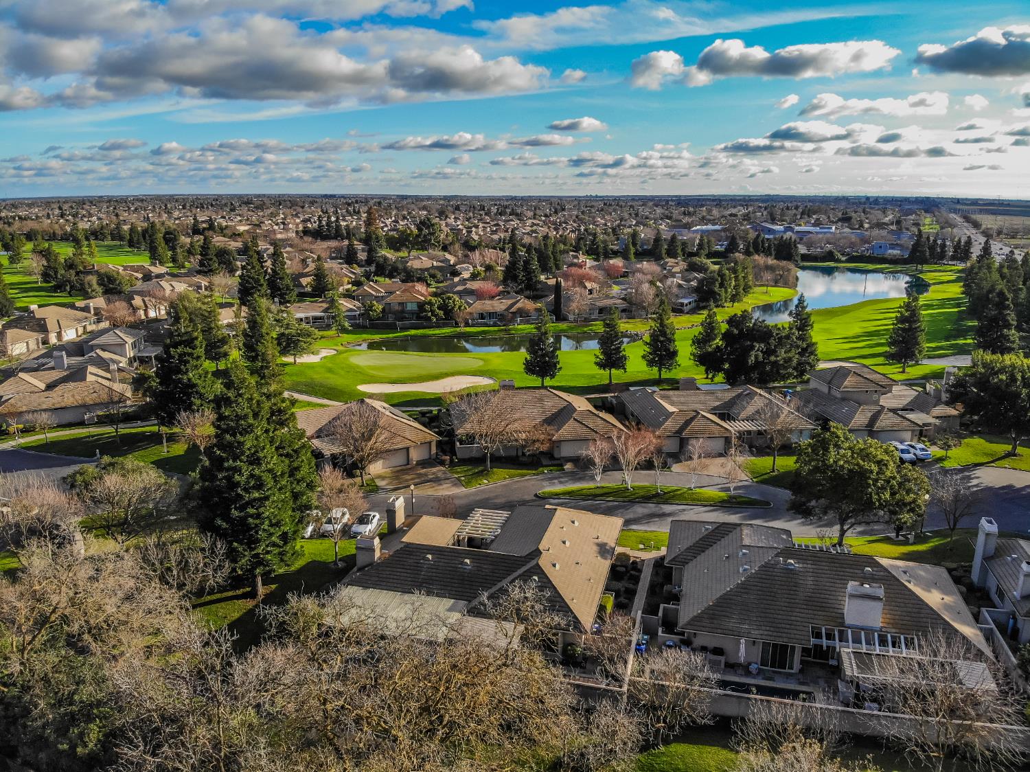 9512 Golf Course Lane Elk Grove, CA 95758 - Photo 3 of 71