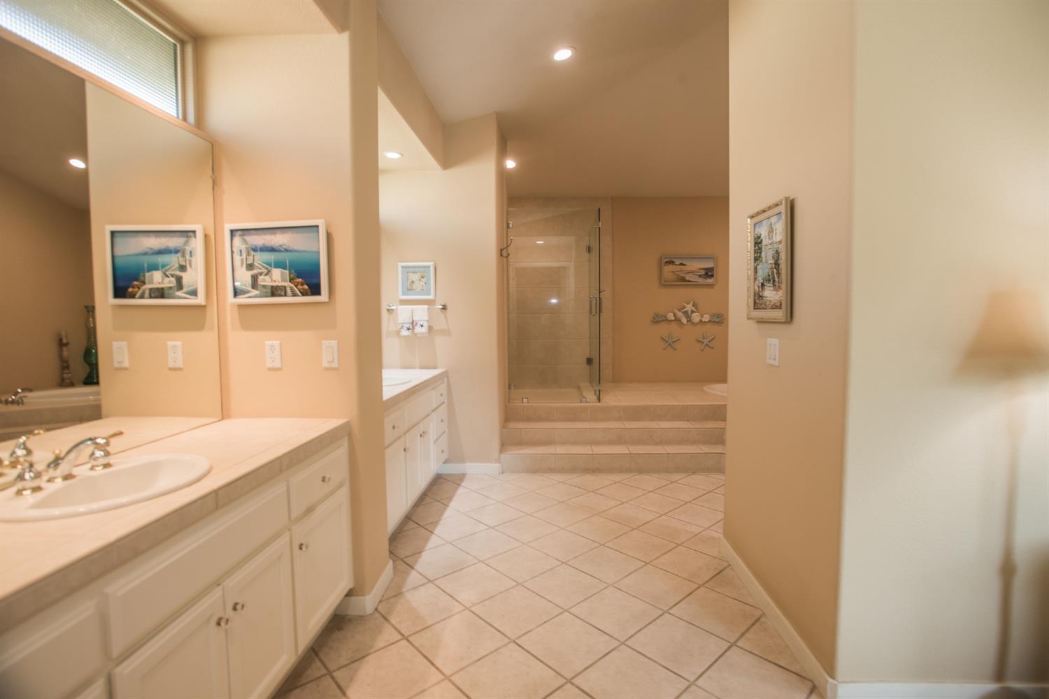 9512 Golf Course Lane Elk Grove, CA 95758 - Photo 37 of 71