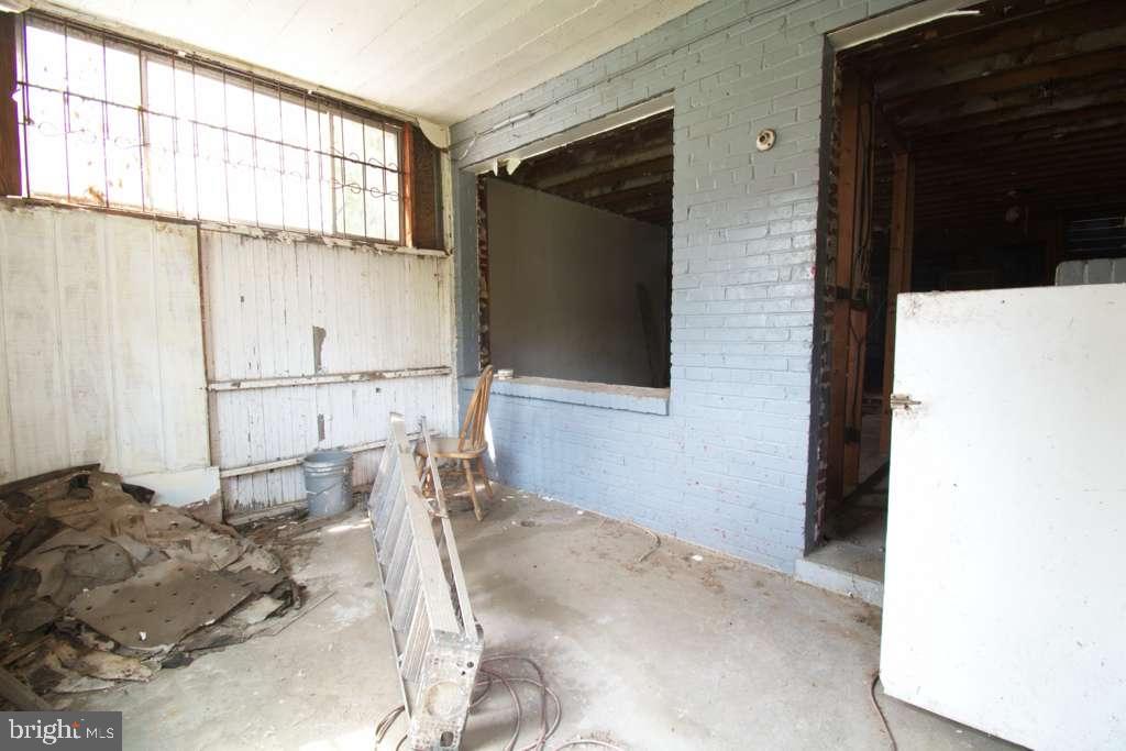 1219 Simms Place Northeast Washington, DC 20002 - Photo 10 of 12