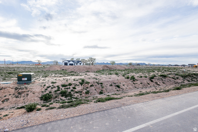 2435 North Kings Road, Unit 49 Cedar City, UT 84721 - Photo 2 of 6 View of mountain background