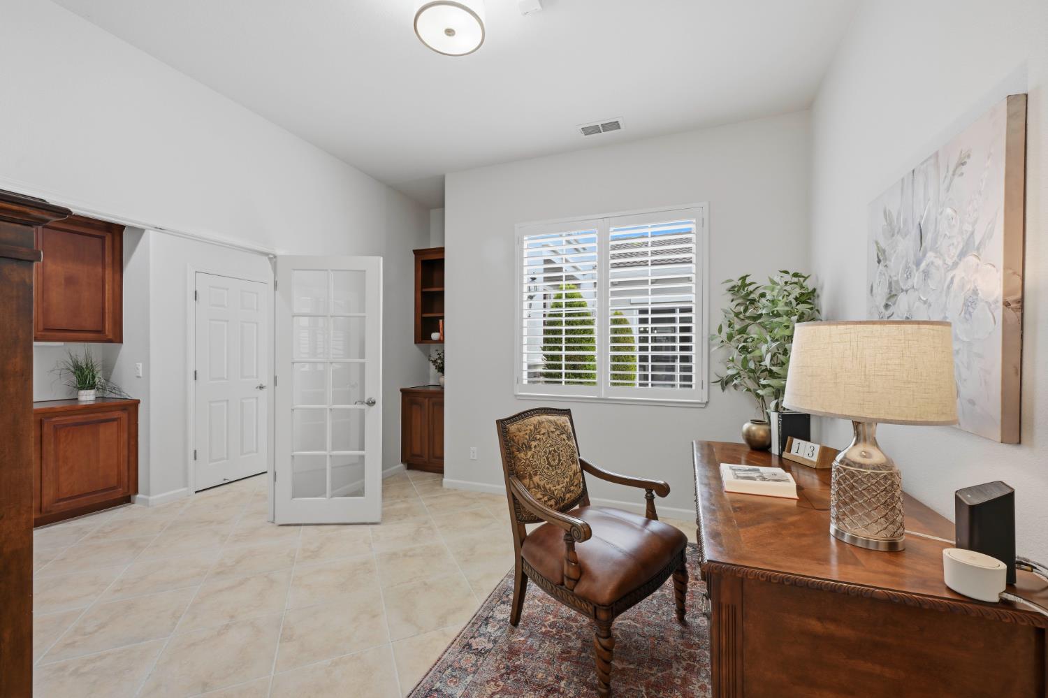 8537 Bridgestone Crescent Road Roseville, CA 95747 - Photo 27 of 64