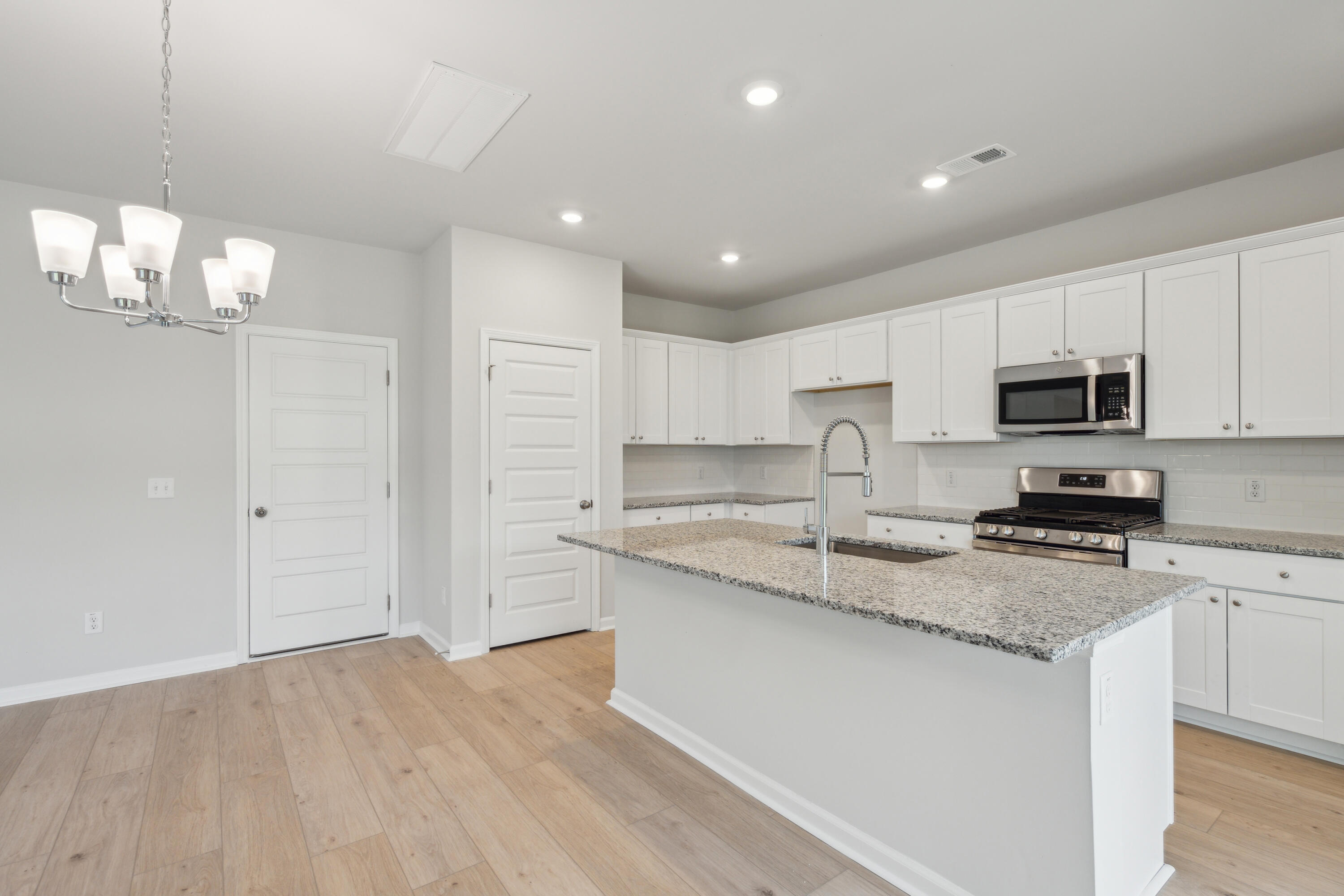 115 Slipper Shell Street Summerville, SC 29485 - Photo 13 of 50 142PostMillDr-KeenEyeMarketing-014