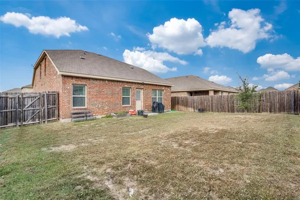 $296,500 | 2209 Torch Lake Drive, Forney, TX 75126