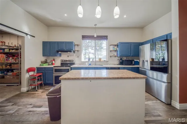 $344,900 | 13689 County Road 3590, St. James, MO 65559