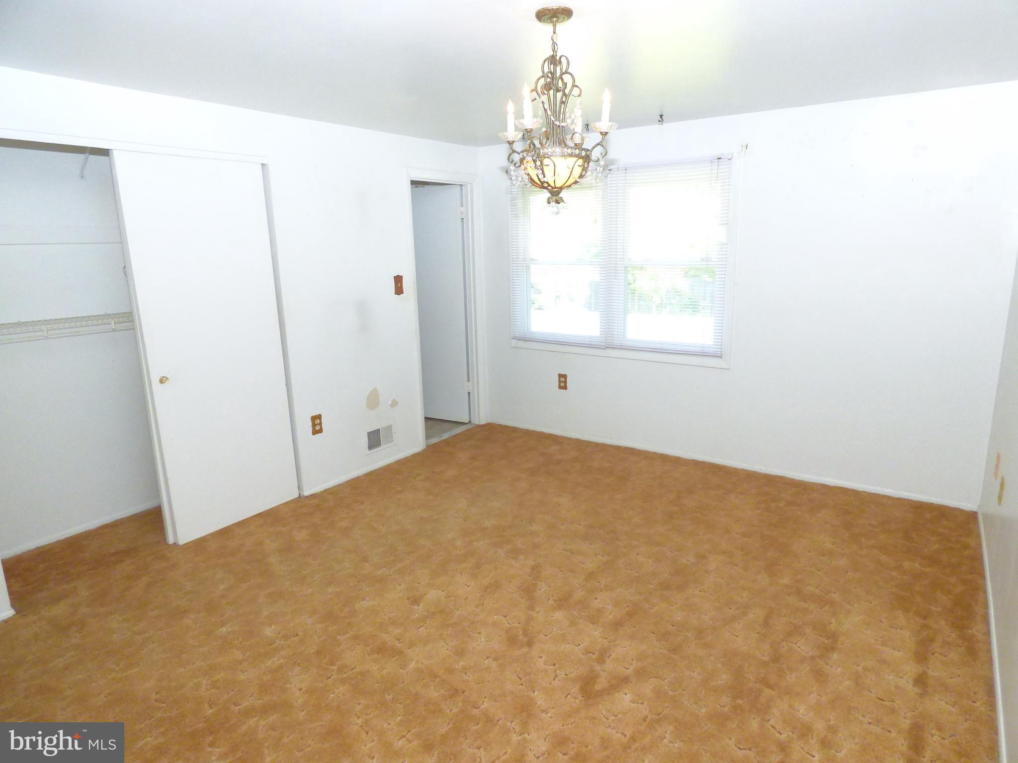 6107 Ronna Circle Waldorf, MD 20601 - Photo 15 of 28 Bedroom (Master)