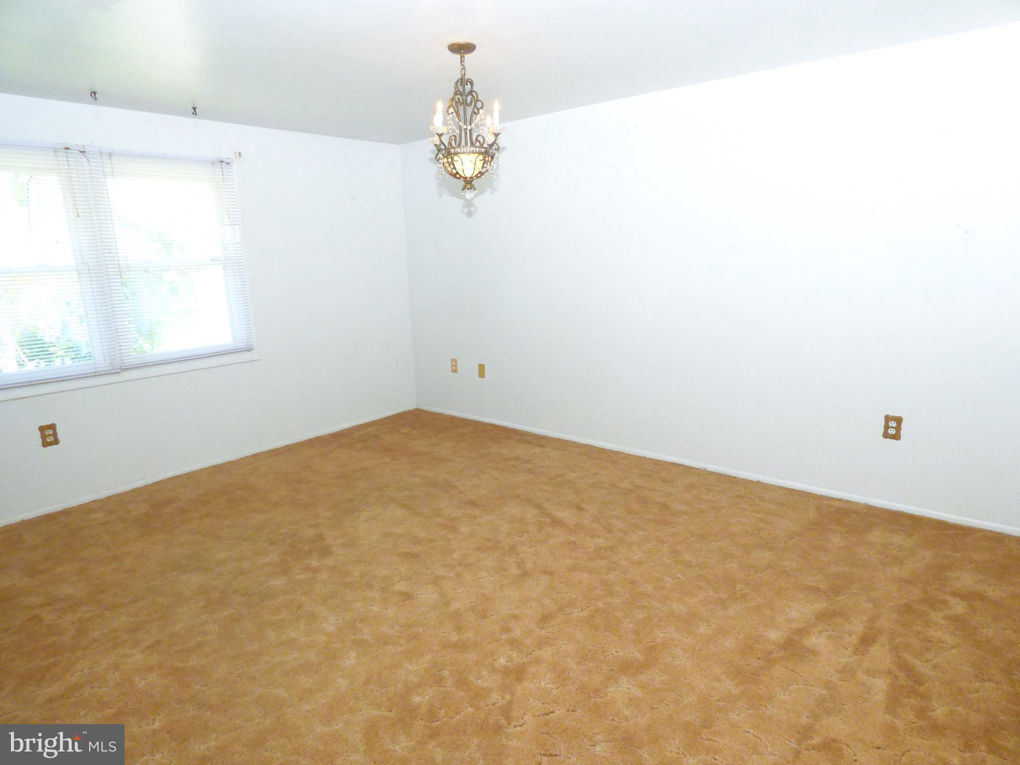 6107 Ronna Circle Waldorf, MD 20601 - Photo 16 of 28 Bedroom (Master)