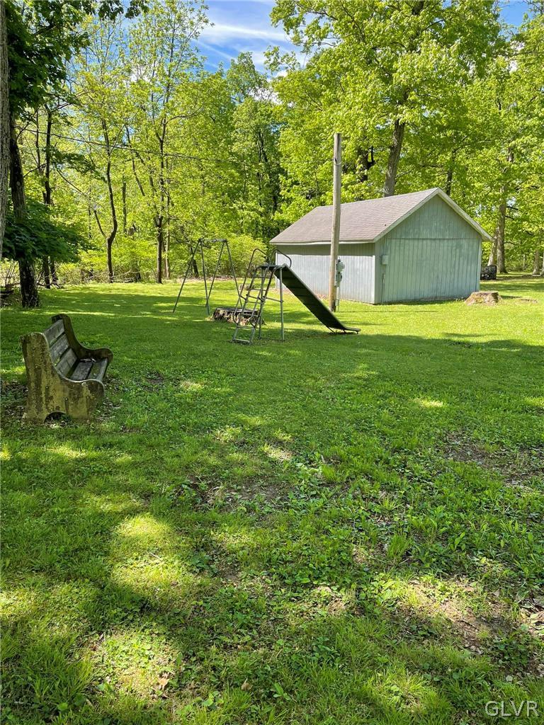 Colony Lane Wind Gap, PA 18091 - Photo 12 of 28