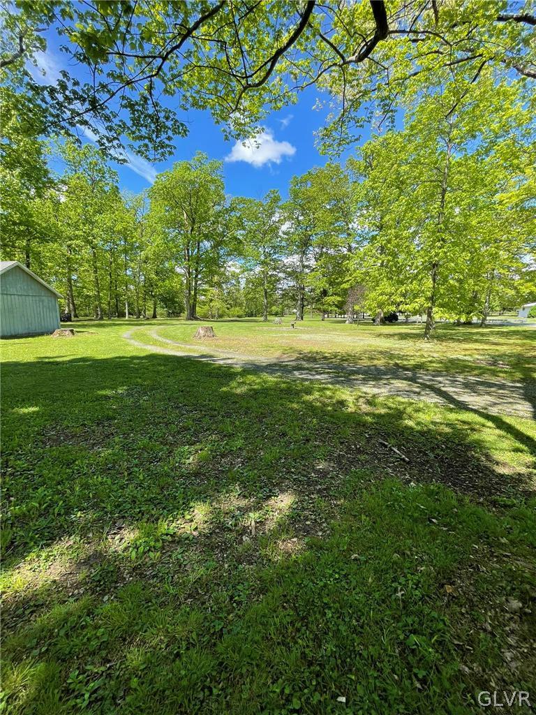 Colony Lane Wind Gap, PA 18091 - Photo 19 of 28