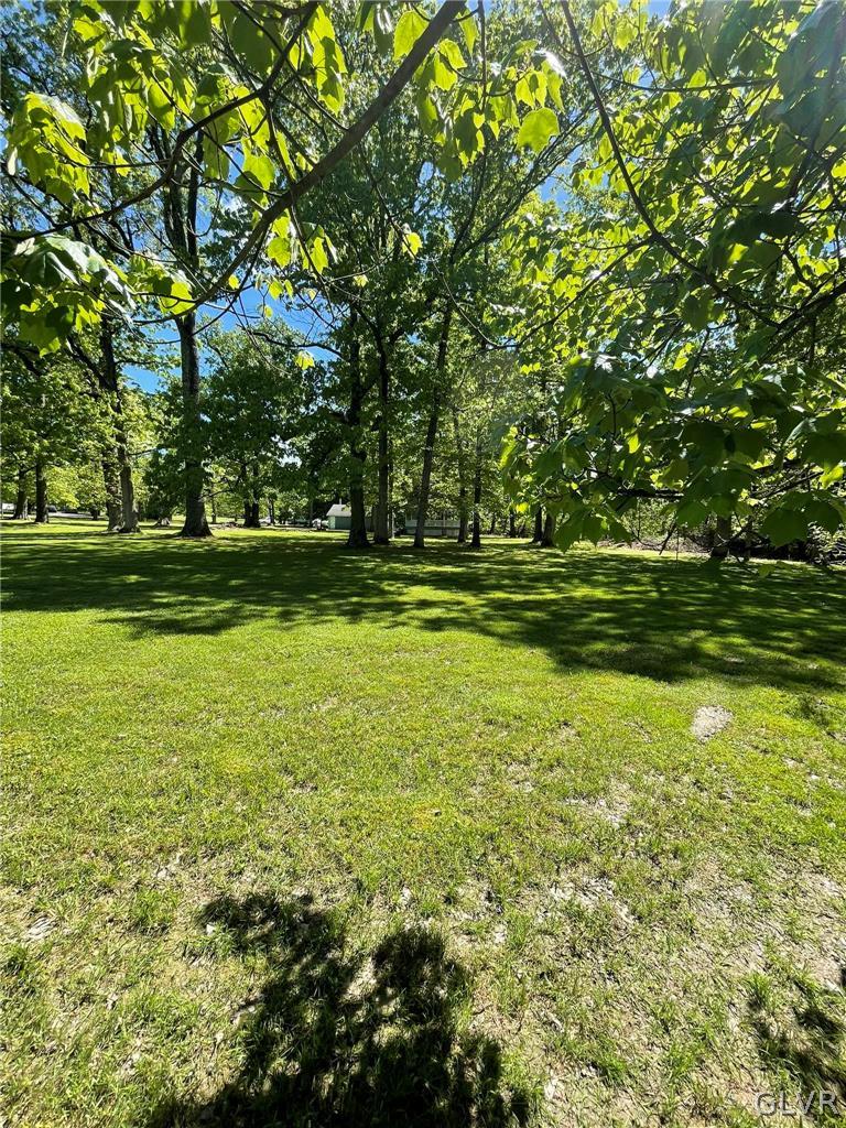 Colony Lane Wind Gap, PA 18091 - Photo 23 of 28
