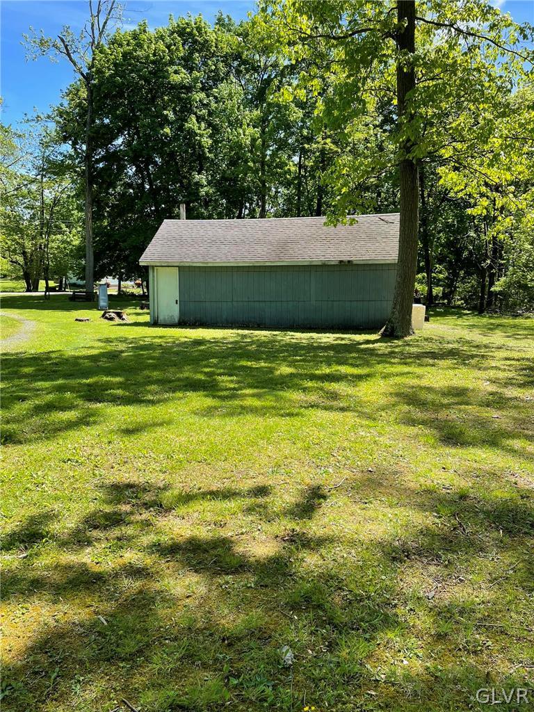 Colony Lane Wind Gap, PA 18091 - Photo 9 of 28