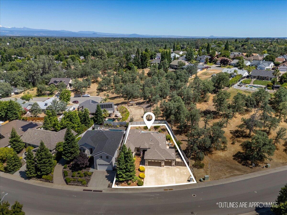 5697 Constitution Way Redding, CA 96003 - Photo 3 of 87 Blossom Park neighborhood