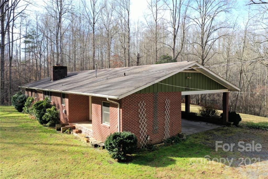 600 Hidden Valley Road Sylva, NC 28779 - Photo 4 of 29 Gallery Image 4