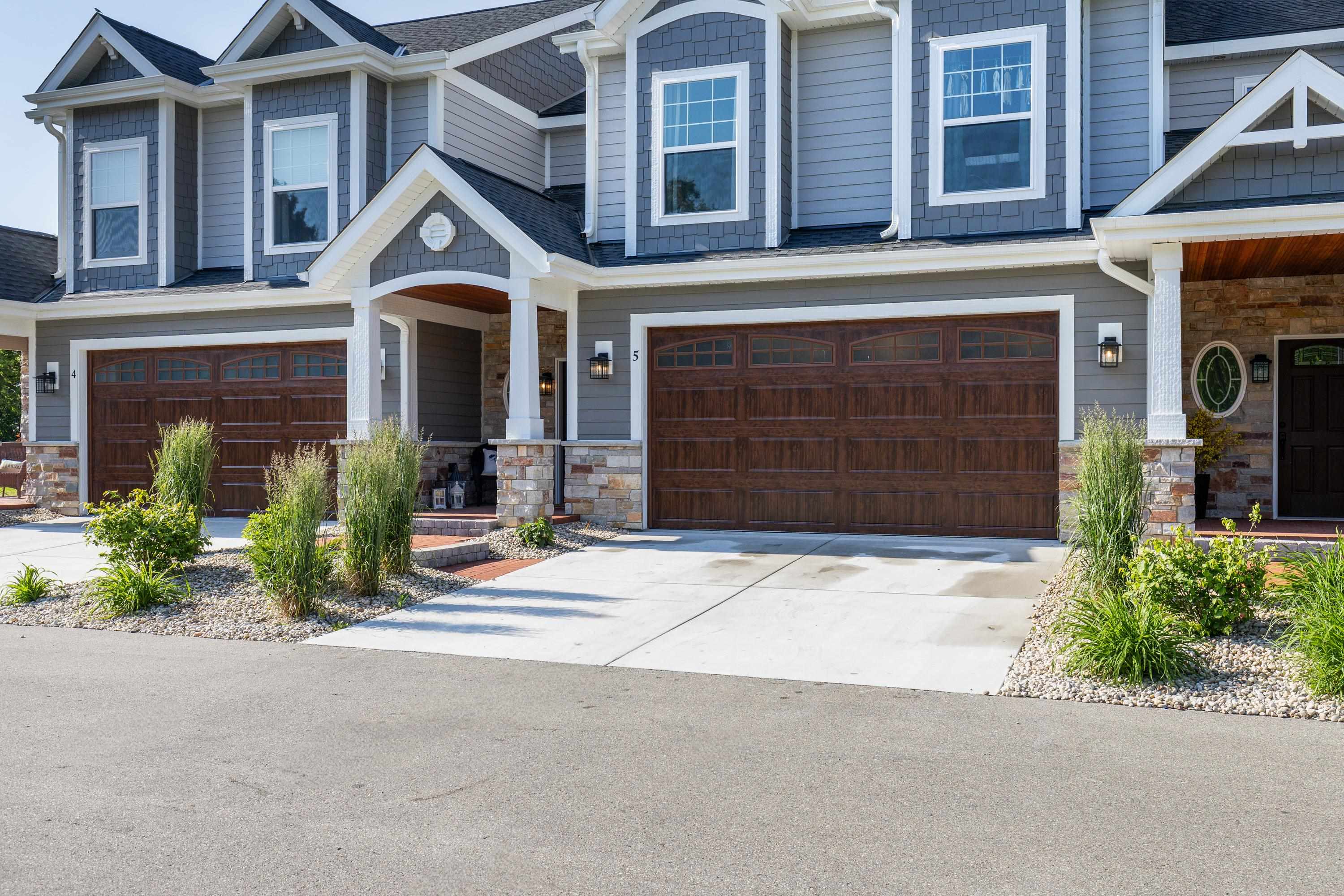 1204 South Main Street, Unit 5 Lake Mills, WI 53551 - Photo 3 of 90