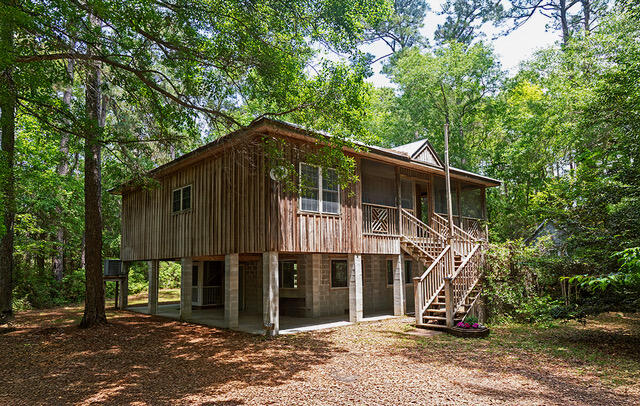 708 Oyster Bay Road McClellanville, SC 29458 - Photo 2 of 31 708 oyster pic 2