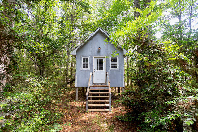 708 Oyster Bay Road McClellanville, SC 29458 - Photo 4 of 31 708 Oyster pic 5