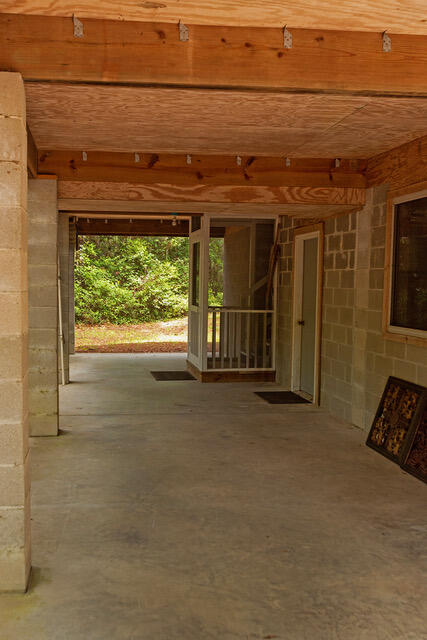 708 Oyster Bay Road McClellanville, SC 29458 - Photo 6 of 31 708 Oyster pic 6