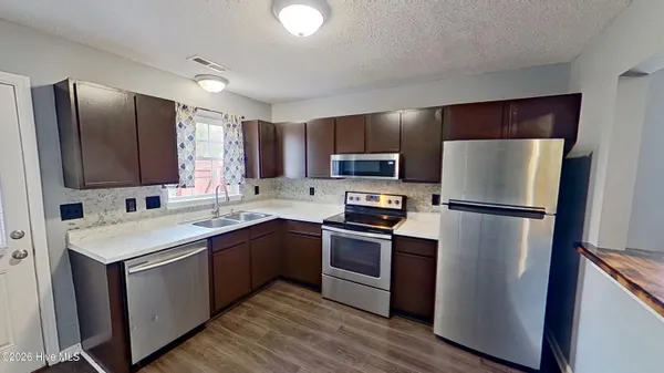 $1,250 | 1163 Pueblo Drive, Jacksonville, NC 28546