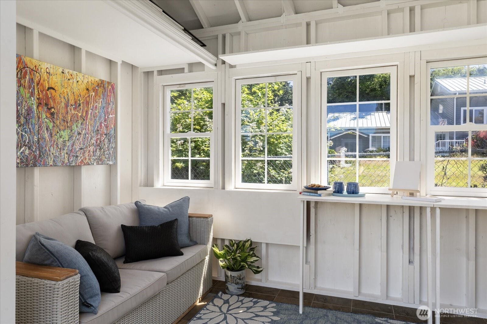2369 West Beach Road Oak Harbor, WA 98277 - Photo 17 of 40 Gallery Image 17