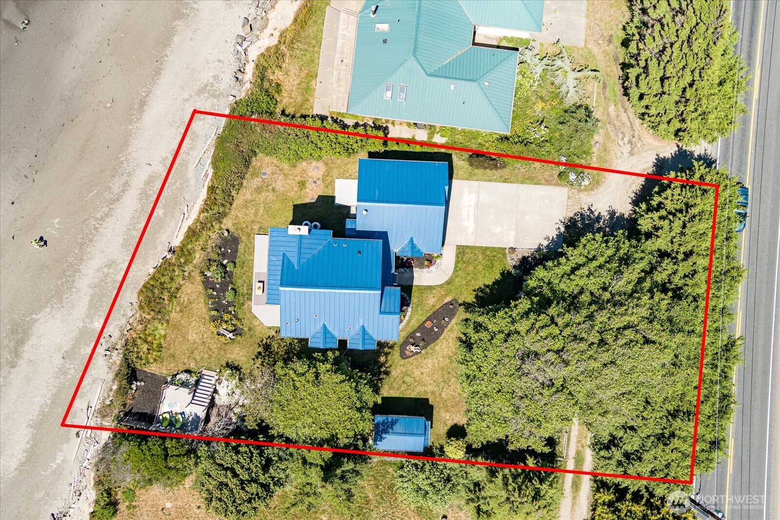 2369 West Beach Road Oak Harbor, WA 98277 - Photo 29 of 40 Gallery Image 29