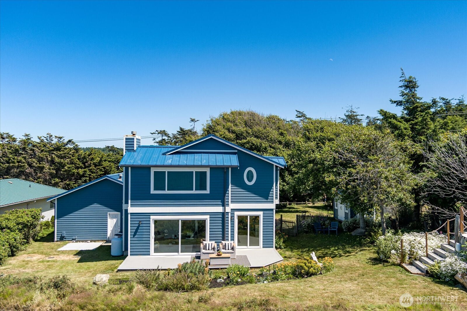 2369 West Beach Road Oak Harbor, WA 98277 - Photo 38 of 40 Gallery Image 38