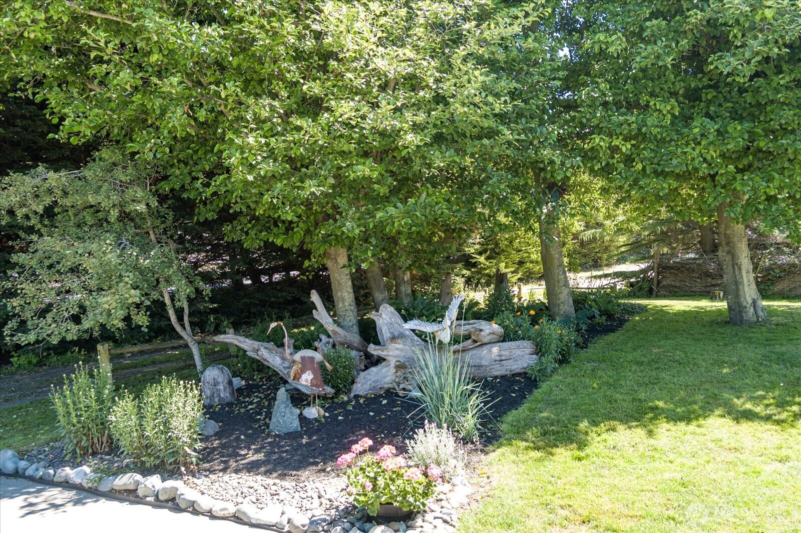 2369 West Beach Road Oak Harbor, WA 98277 - Photo 40 of 40 Gallery Image 40
