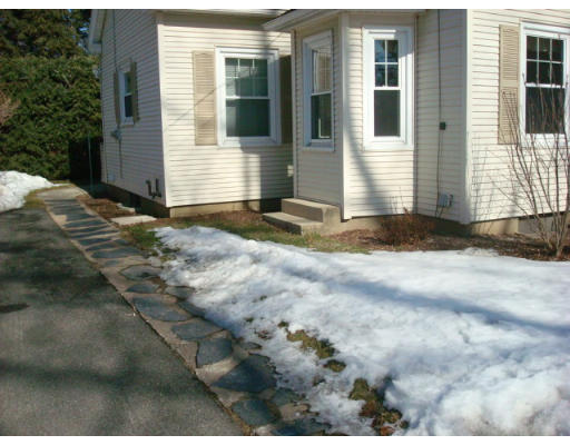 43 Forris Street West Springfield, MA 01089 - Photo 2 of 16 Gallery Image 2