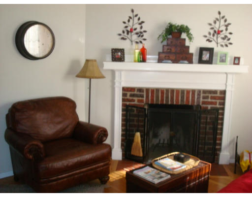 43 Forris Street West Springfield, MA 01089 - Photo 6 of 16 Gallery Image 6