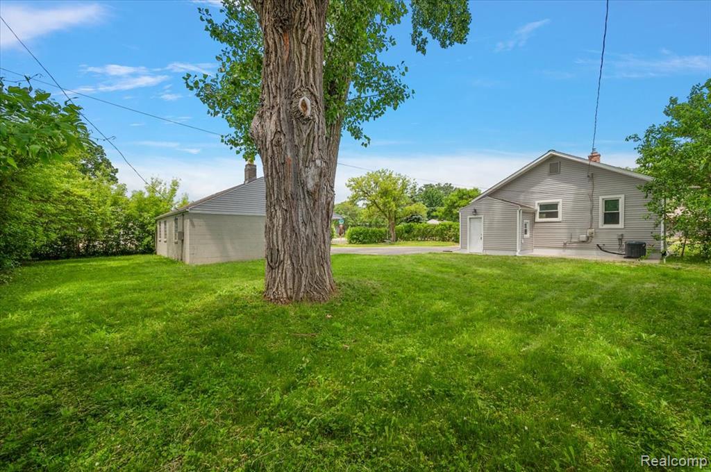233 West Eleven Mile Road Madison Heights, MI 48071 - Photo 38 of 44 Gallery Image 38