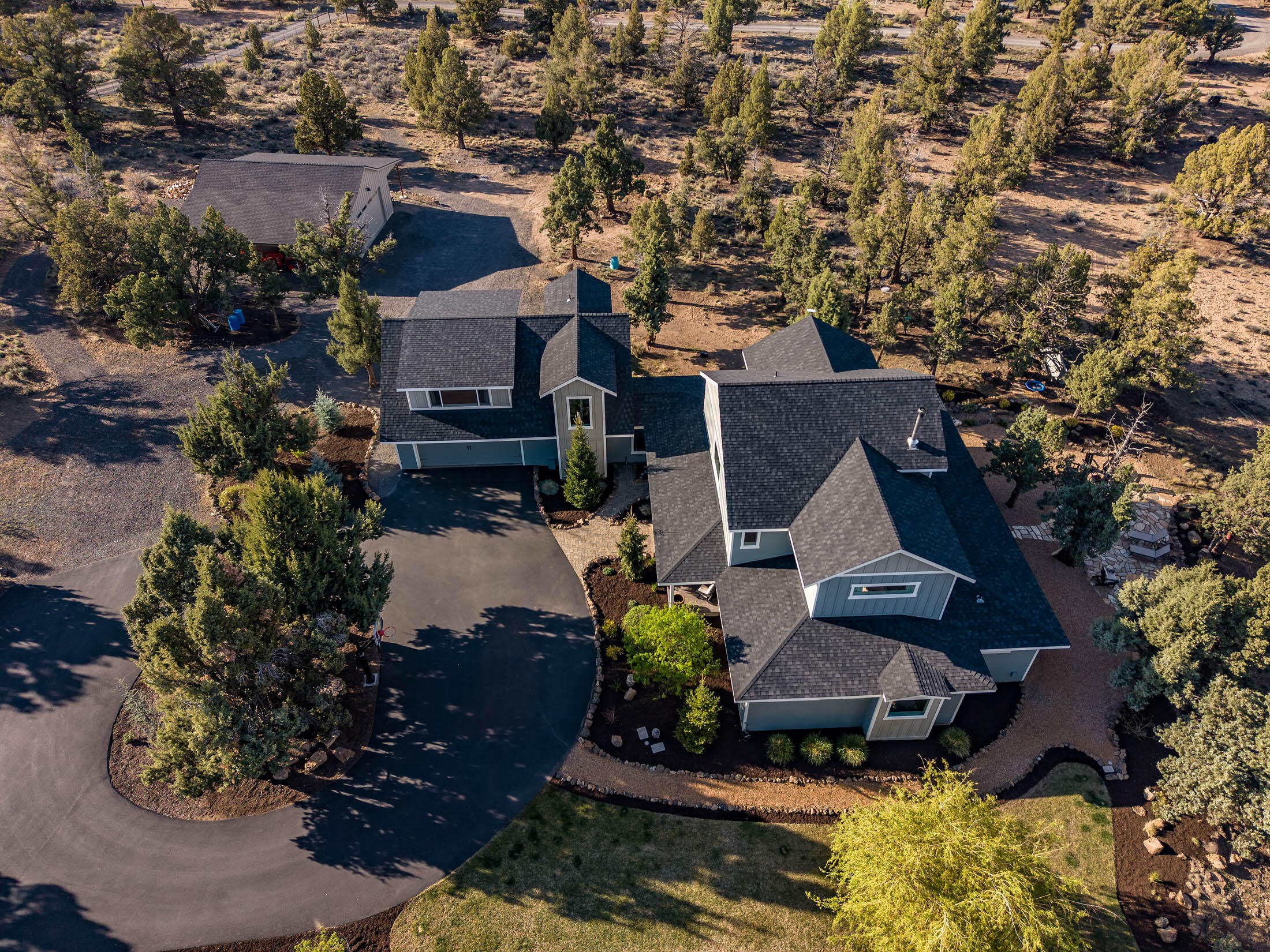23160 Rickard Road Bend, OR 97702 - Photo 46 of 48 Nicely paved circle driveway and parking area