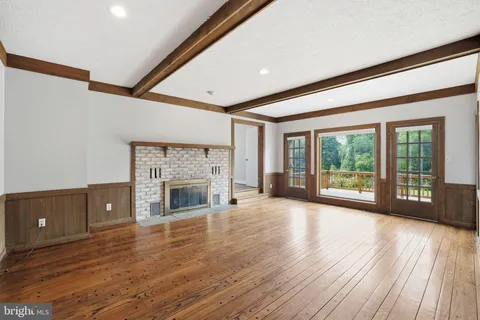 $1,325,000 | 14200 White Water Way, Gaithersburg, MD 20878