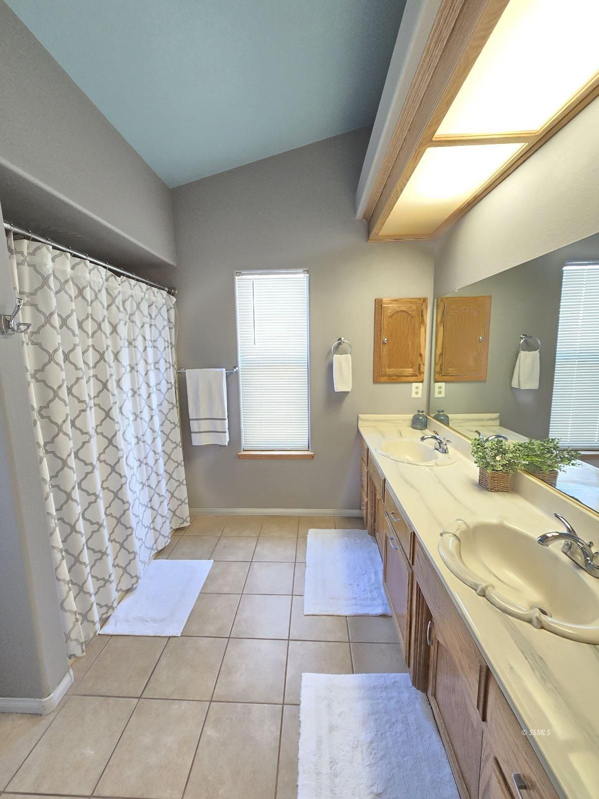 1212 Beasley Street Ridgecrest, CA 93555 - Photo 16 of 25 Gallery Image 16