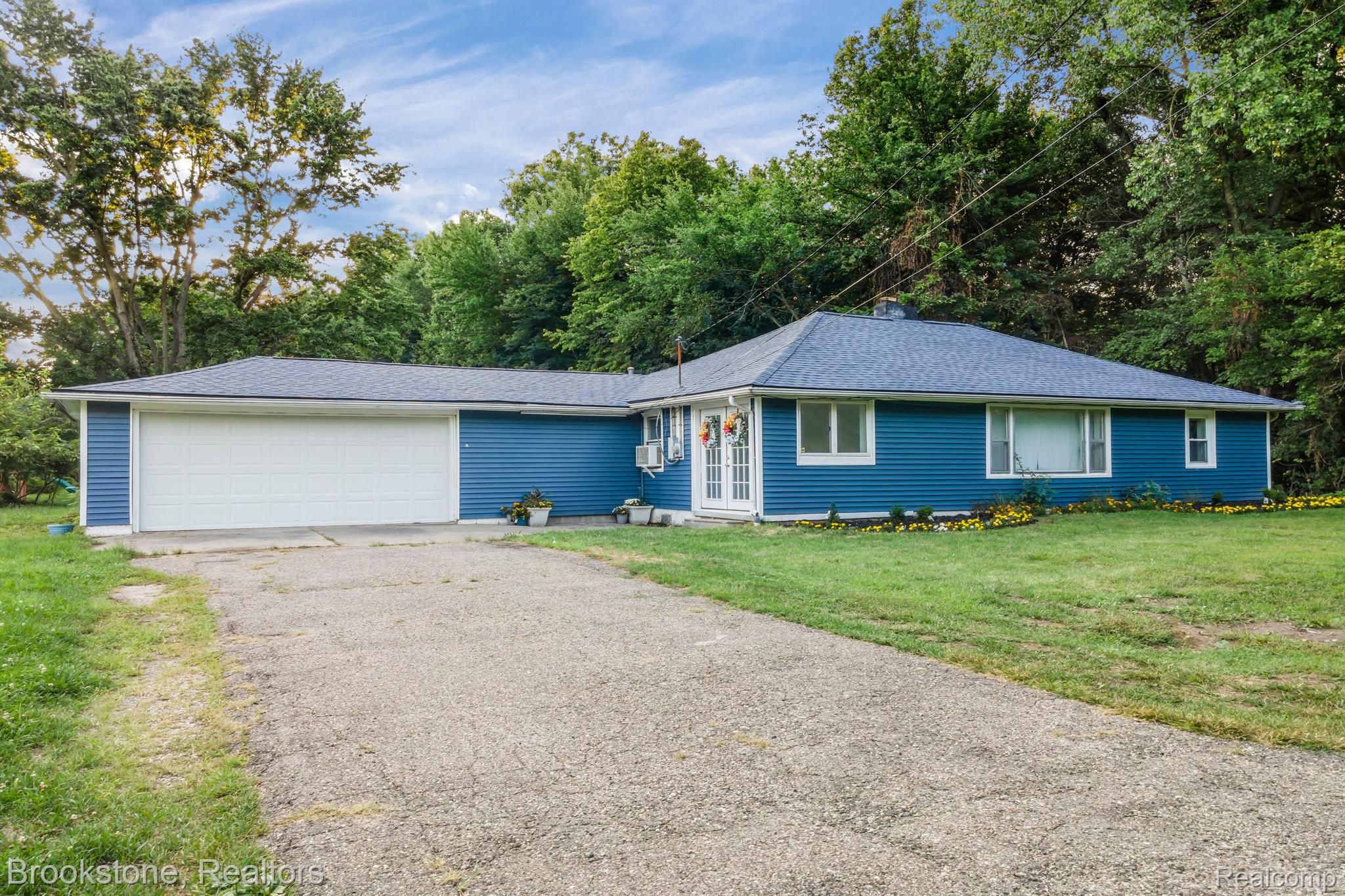 12352 Whittaker Road Milan, MI 48160 - Photo 2 of 29 Gallery Image 2