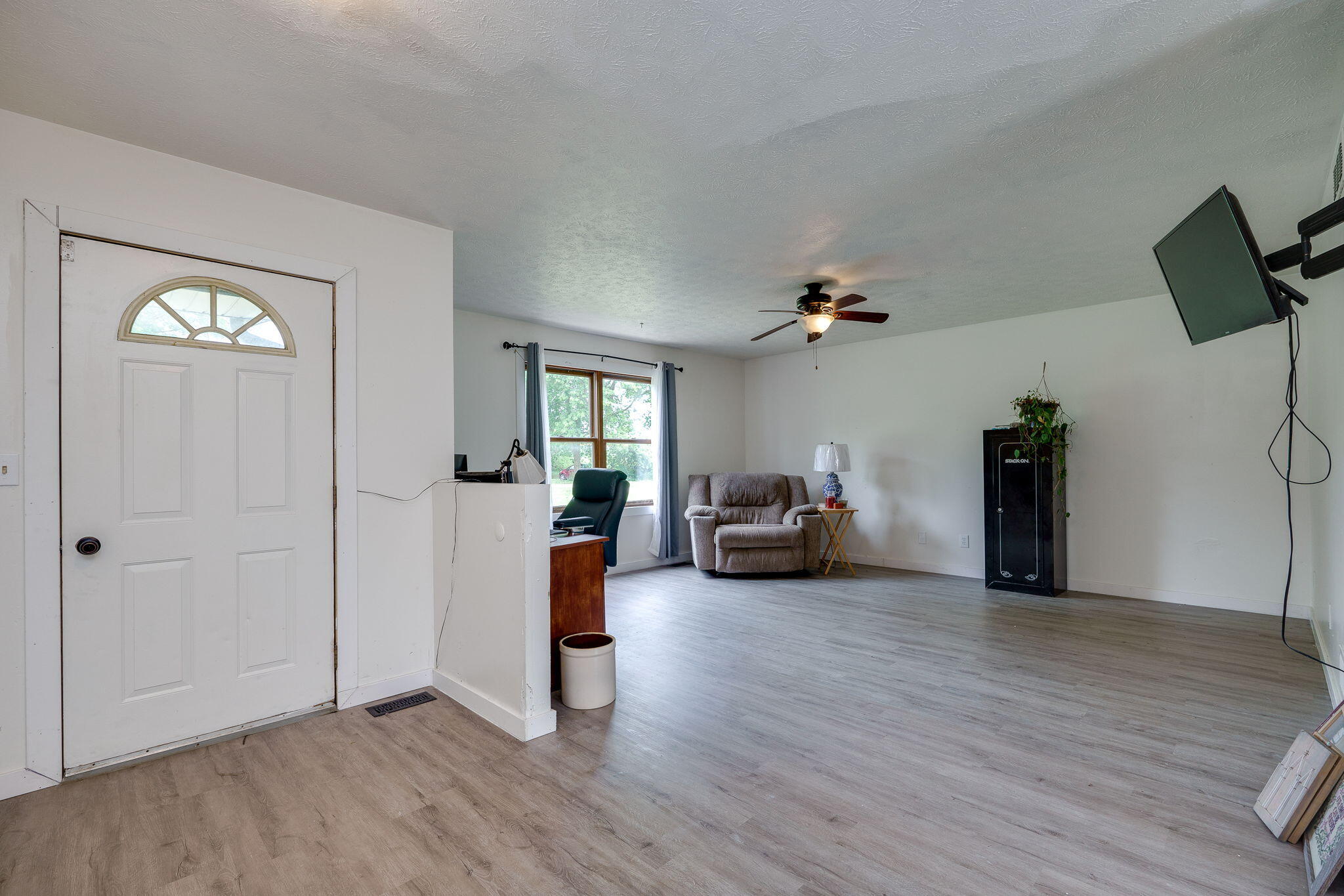 2965 Rebert Pike Springfield, OH 45502 - Photo 4 of 35 Gallery Image 4