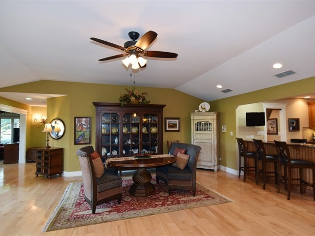 575 Aberdeen Road Frankfort, IL 60423 - Photo 11 of 25 a living room filled with furniture and a window