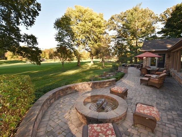 575 Aberdeen Road Frankfort, IL 60423 - Photo 25 of 25 a backyard of a house with fire pit and outdoor seating