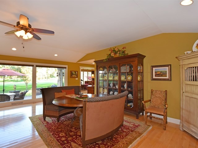 575 Aberdeen Road Frankfort, IL 60423 - Photo 10 of 25 a dining room with furniture and window