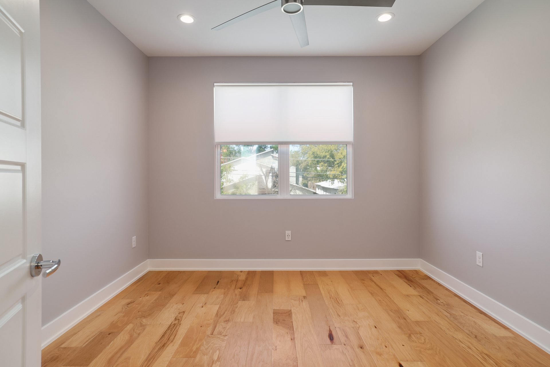 1103 Saucedo Street, Unit 2 Austin, TX 78721 - Photo 20 of 26 Ready for your personalization!