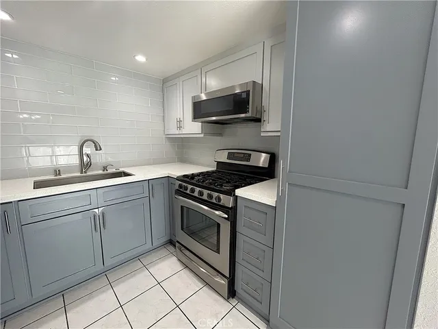 $2,500 | 1924 Hawaii Street, West Covina, CA 91792