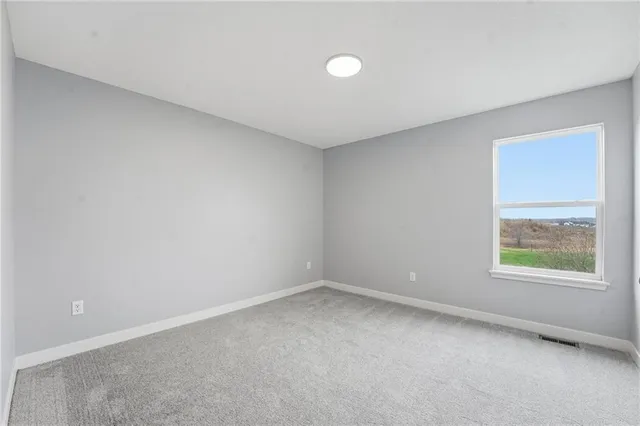 $425,000 | 706 Glenn Circle, Raymore, MO 64083